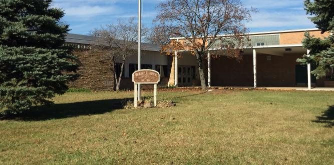 Front view of MacGowan Elementary